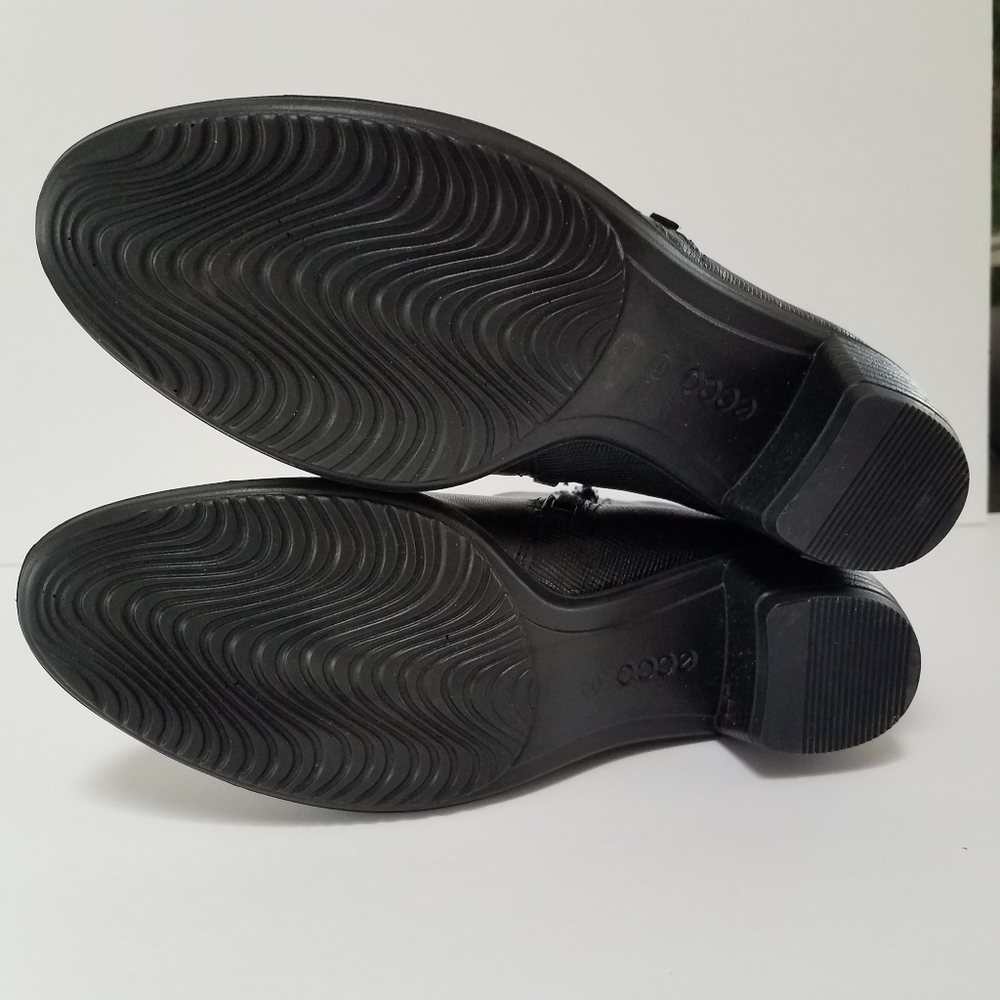 Ecco | Women's Shape M35 Ankle Boots - Picture 7 of 8